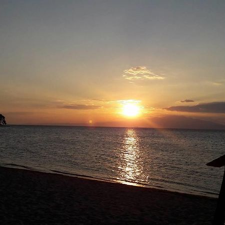 Sikoudis Gorgona Beach Skala Rachoni  ภายนอก รูปภาพ